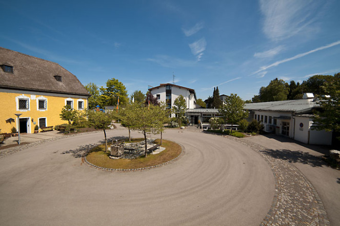 Kolping-Familienhotel--Haus-Chiemgau--3_ab1c5b833cb2cbf0fe3c69177922ce25b5e31b34
